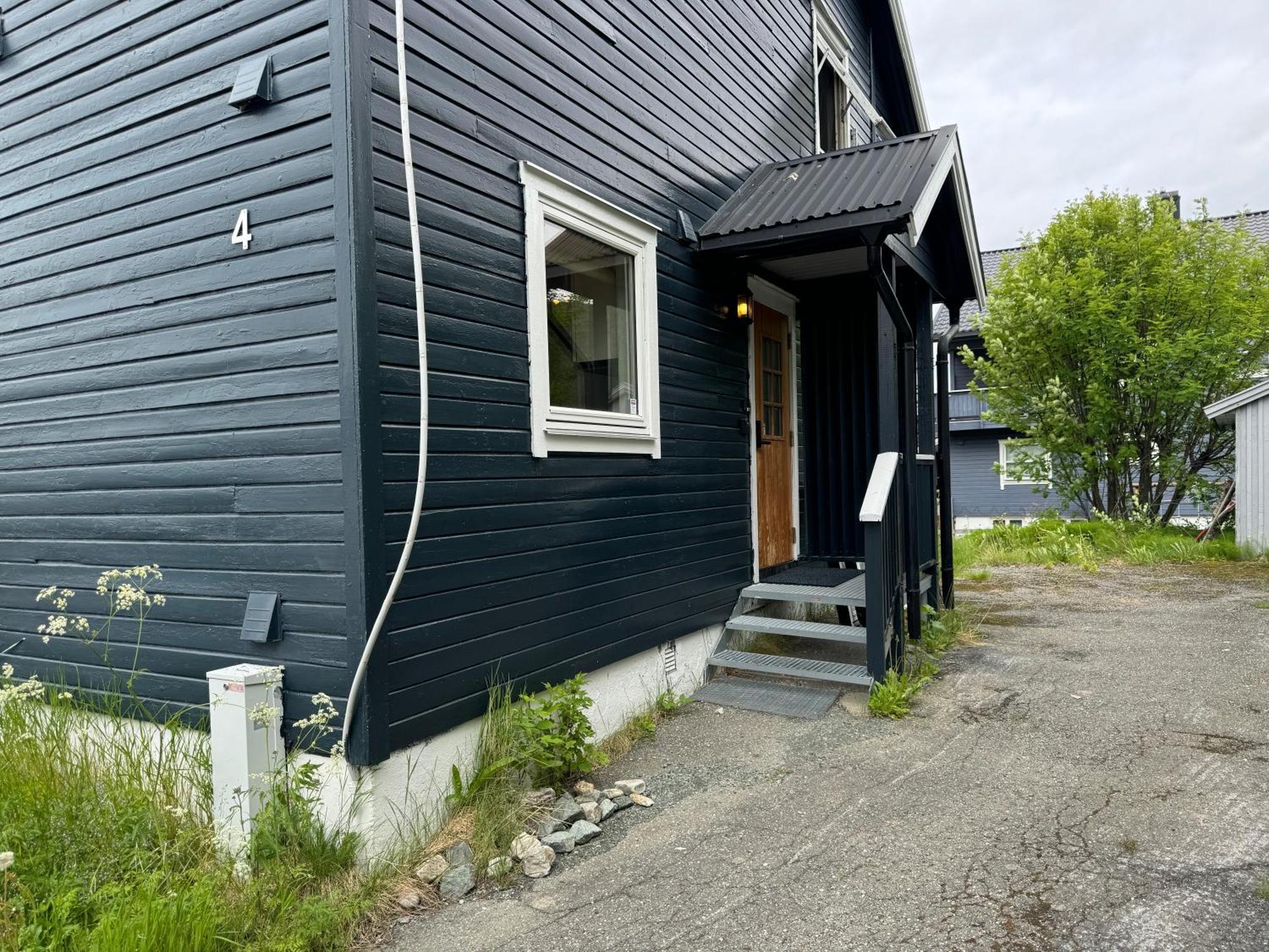 Walo Apartments Tromsdalen - Close To Cable Car And Arctic Cathedral, 10 Min By Bus To City Centre, Free Parking Tromso Exterior photo